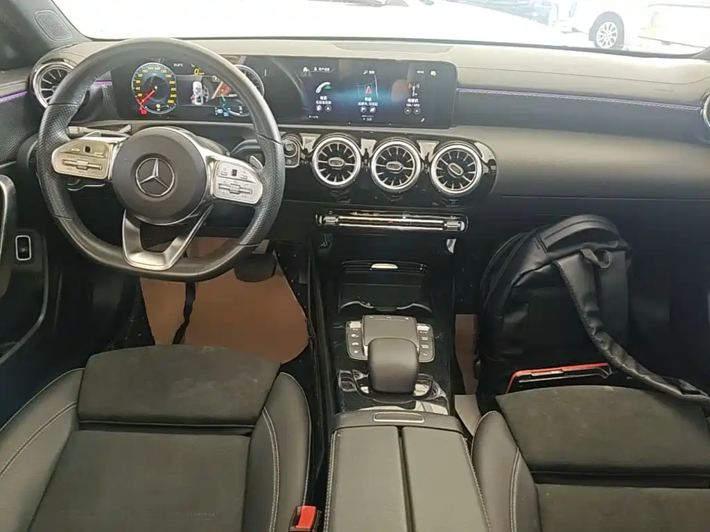 Mercedes-Benz A-Class 2021 — фото 10