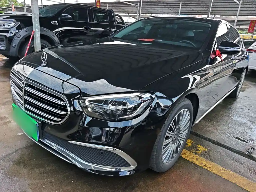 Mercedes-Benz E-Class 2023