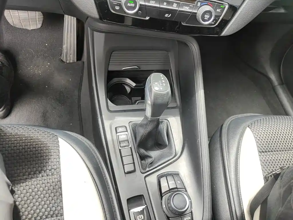 BMW X1 2017 — фото 14