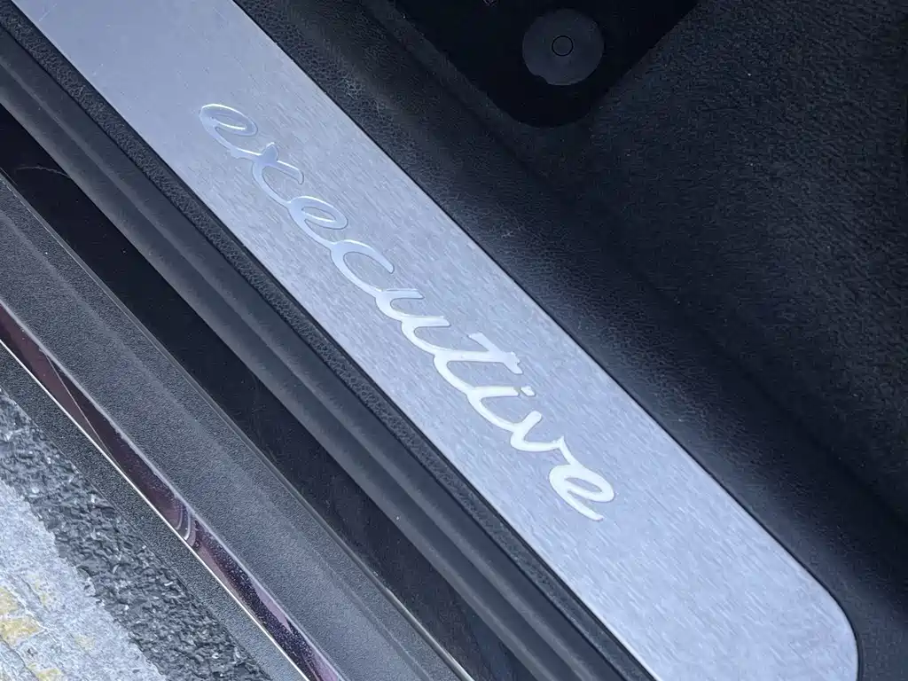 Porsche Panamera 2018 — фото 20