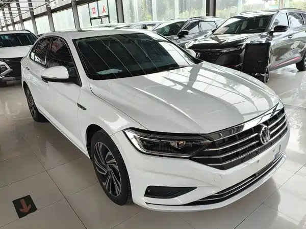 Volkswagen Sagitar 2022