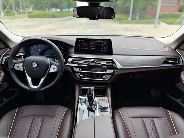 BMW 5 Series 2020