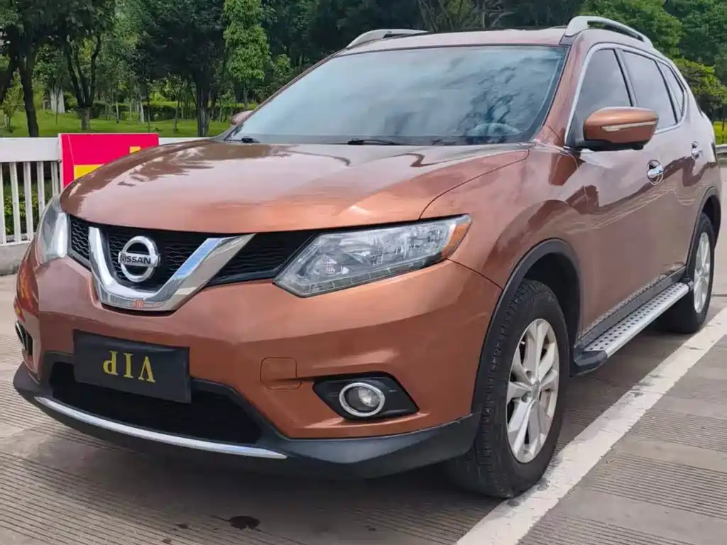 Nissan X-Trail 2014 — фото 1