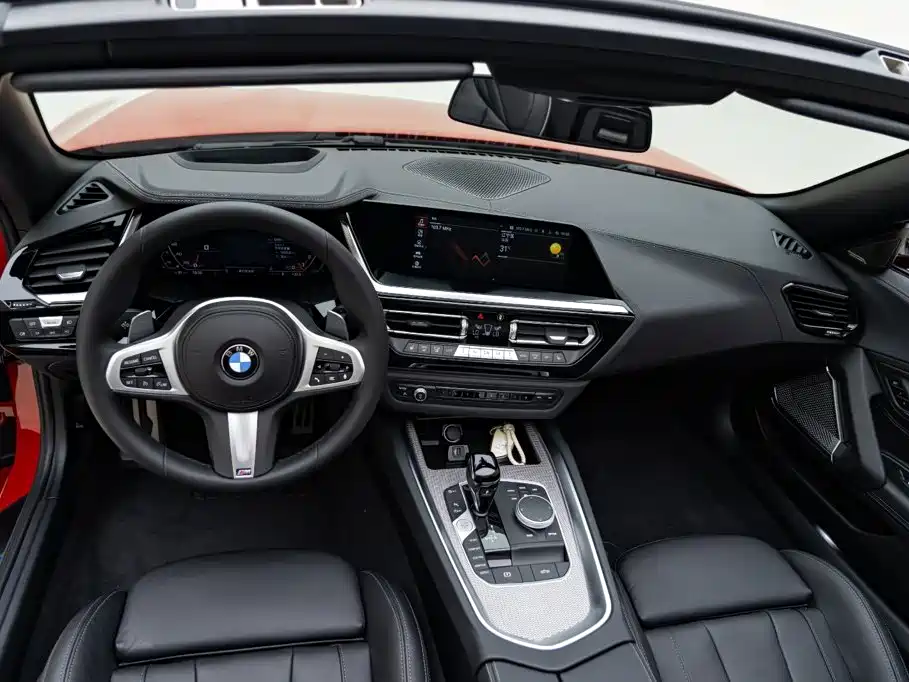BMW Z4 2022 — фото 12