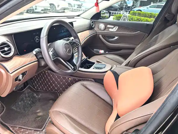 Mercedes-Benz E-Class 2023