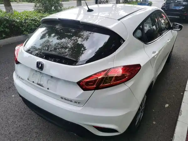 Changan Eado XT 2016