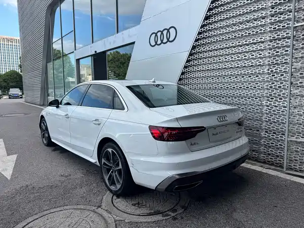 Audi A4L 2024