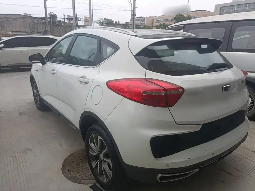 Geely Emgrand GS 2018