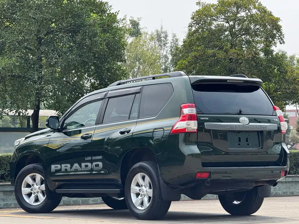 Toyota Prado 2016 — фото 6