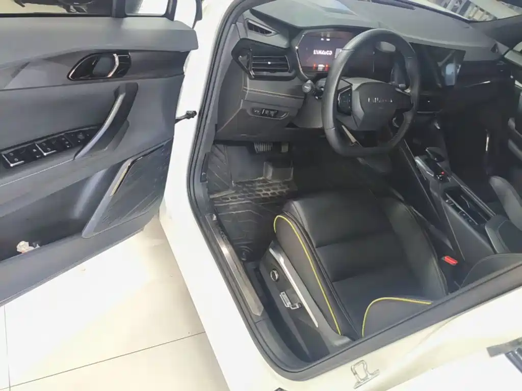 Lynk & Co 06 2023 — фото 16