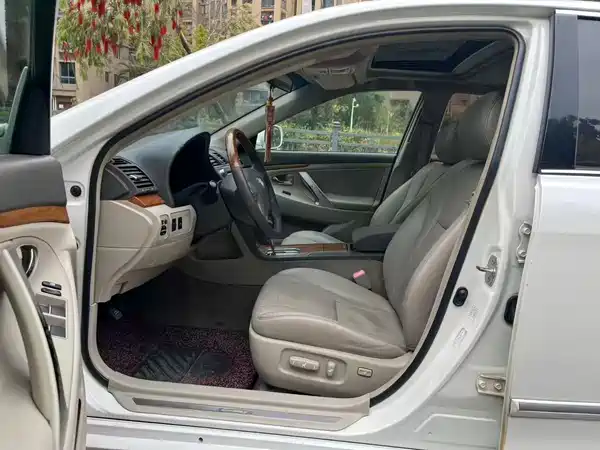 Toyota Camry 2010
