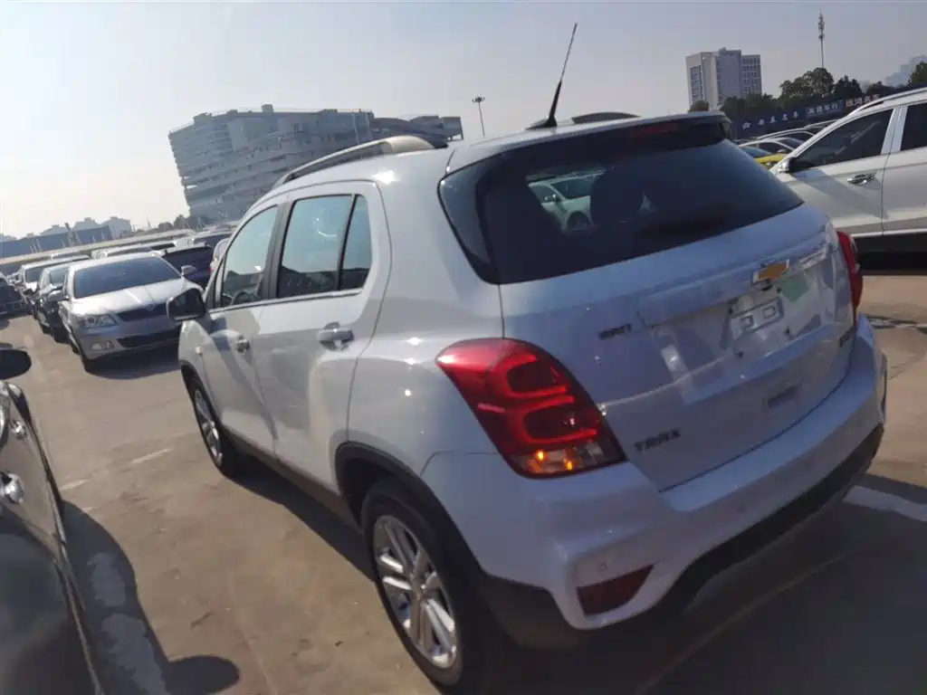 Chevrolet Trax 2018 — фото 21