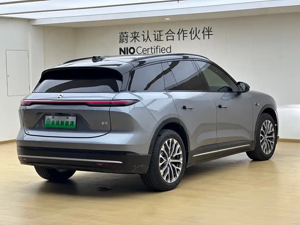 NIO ES6 2025