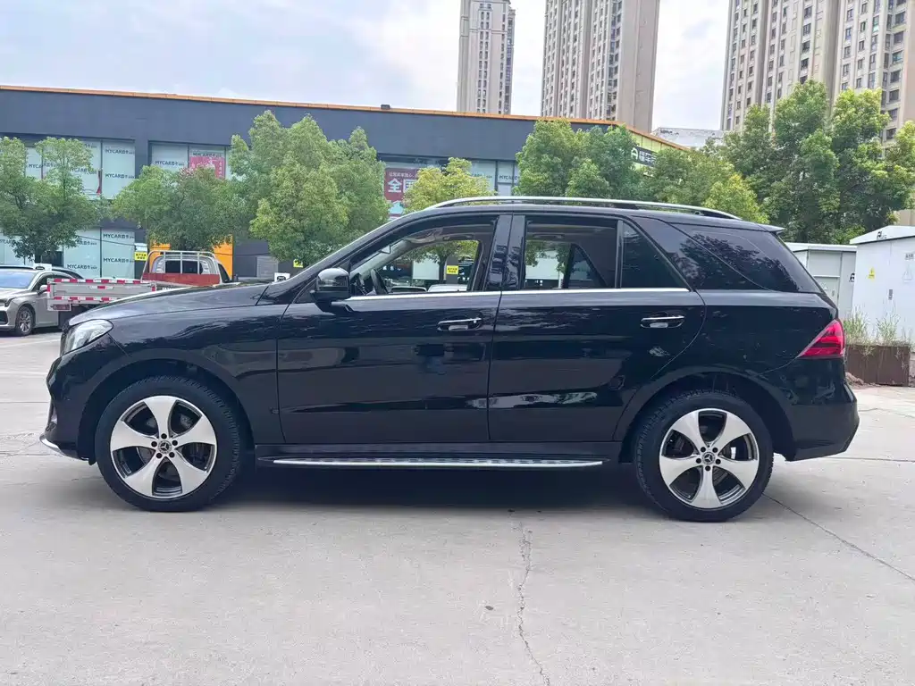 Mercedes-Benz GLE 2018