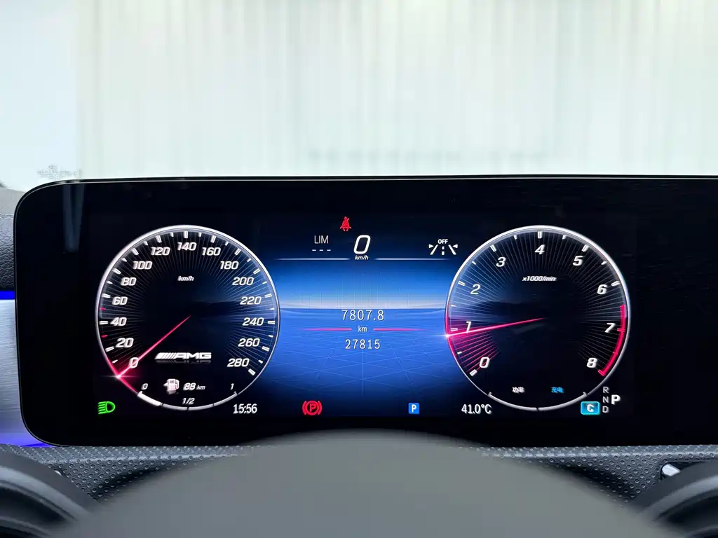 Mercedes-Benz A-Class AMG 2025 — фото 8