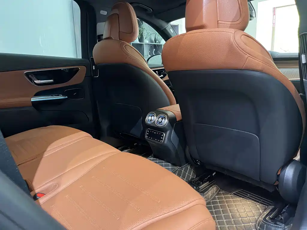 Mercedes-Benz GLC 2024