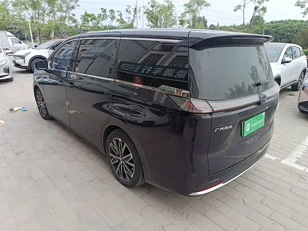 GAC Motor E8 Hybrid 2024 — фото 5