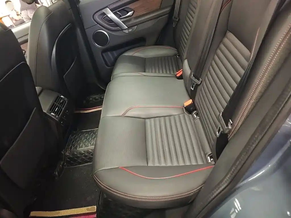 Land Rover Discovery Sport 2020 — фото 17