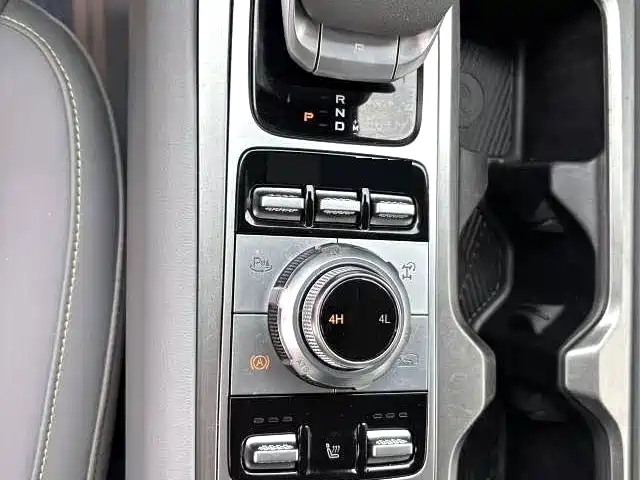 BAIC BJ40 2025 — фото 8