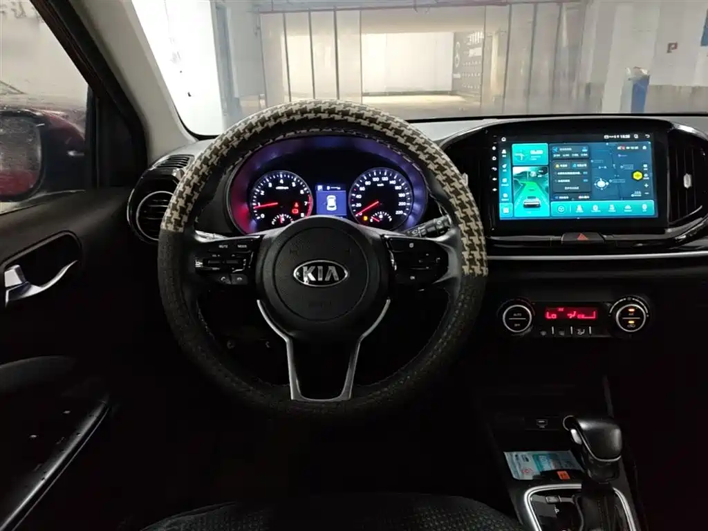 Kia KX1 2020 — фото 17