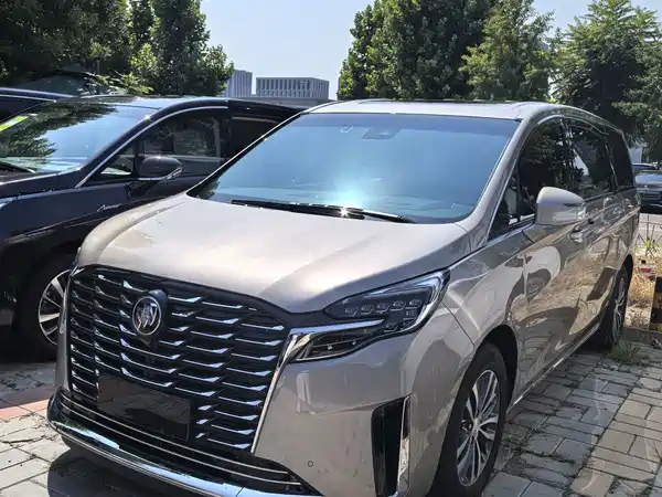 Buick GL8 2023