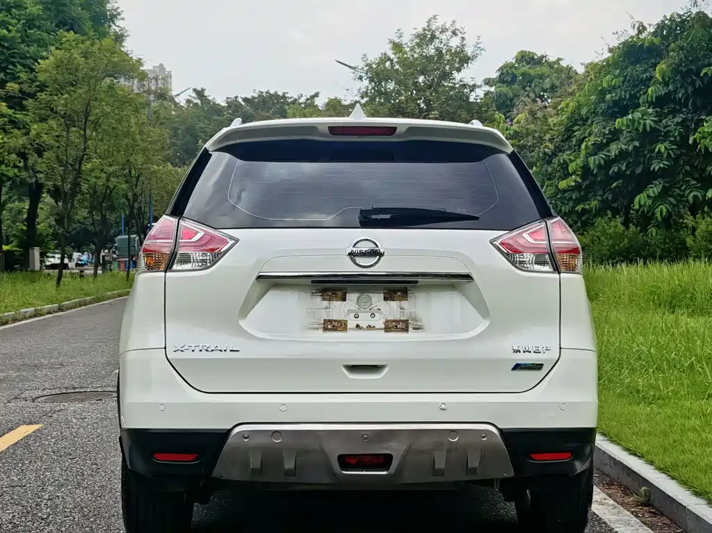 Nissan X-Trail 2015 — фото 15