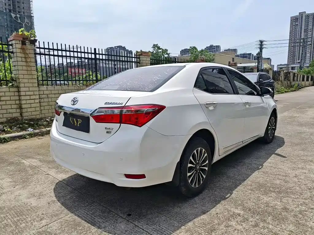 Toyota Corolla 2019 — фото 7