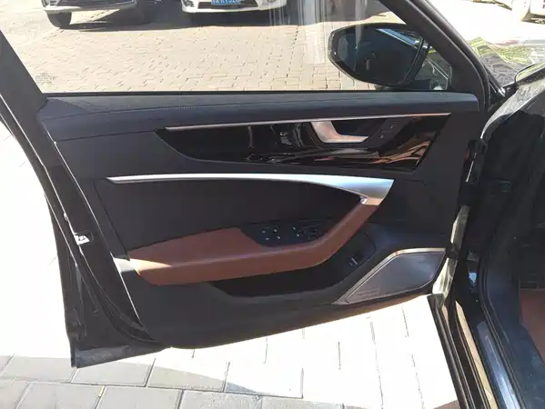 Audi A6L 2020