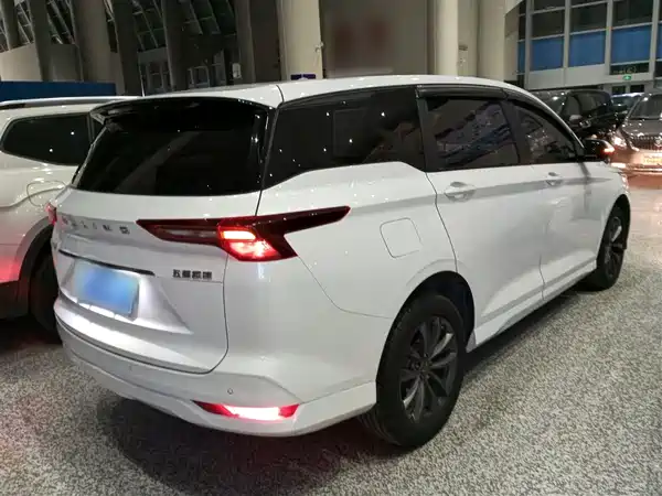Wuling Victory 2022