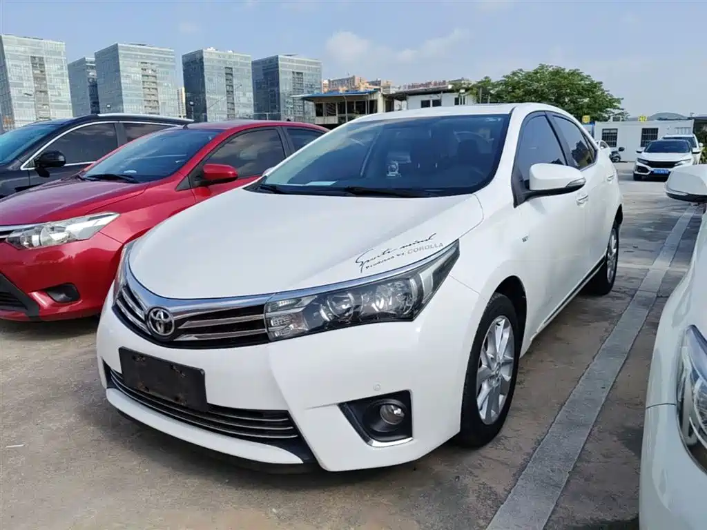 Toyota Corolla 2016 — фото 1