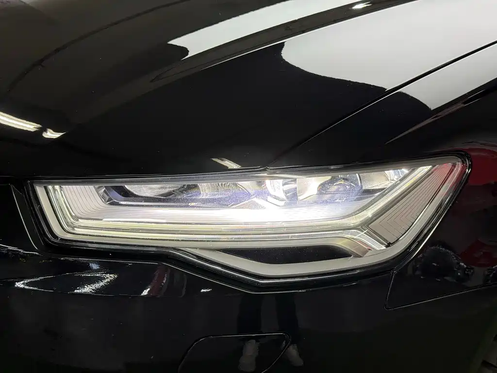 Audi A6L 2018 — фото 23