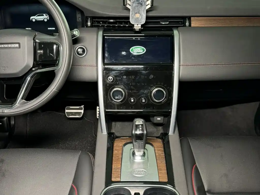 Land Rover Discovery Sport 2022 — фото 18