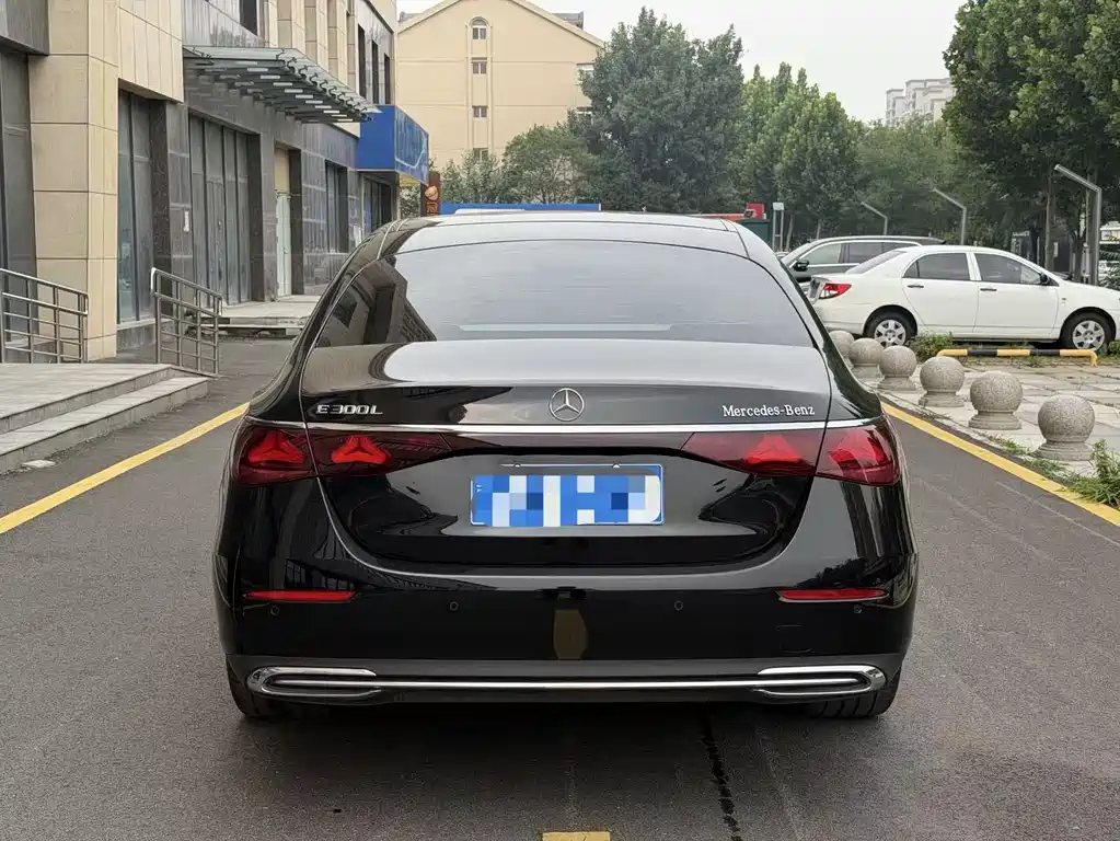 Mercedes-Benz E-Class 2026
