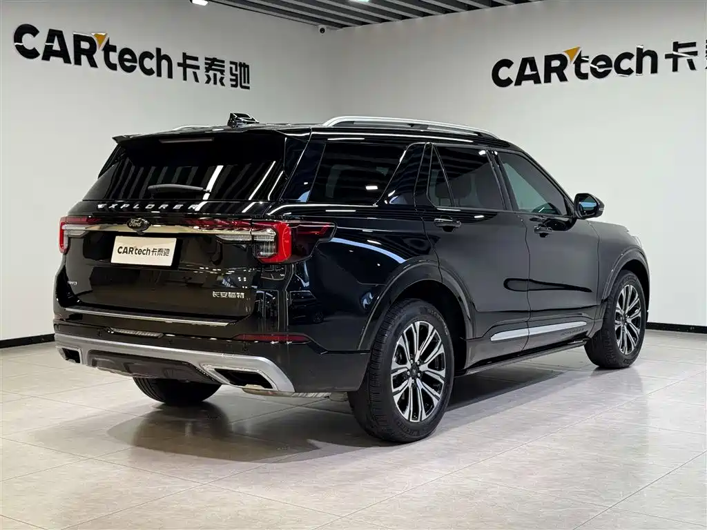 Ford Explorer 2025 — фото 13