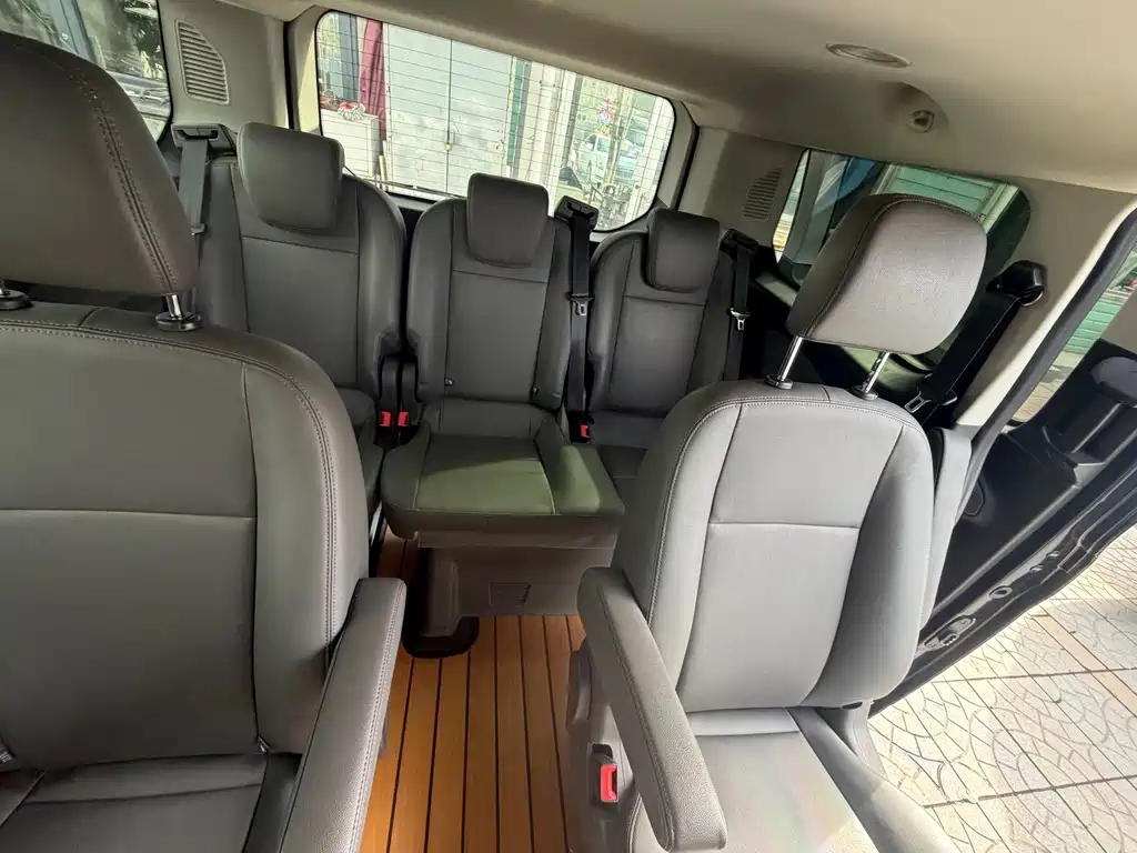 Ford Tourneo 2020 — фото 10