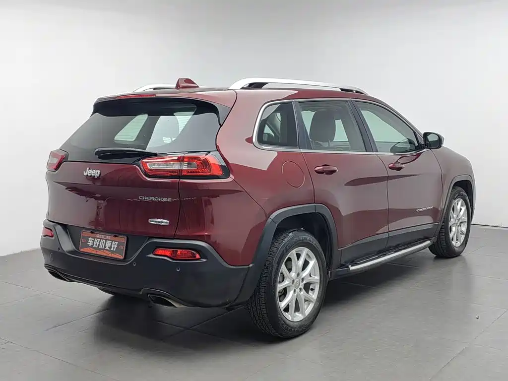 Jeep Cherokee 2016 — фото 2