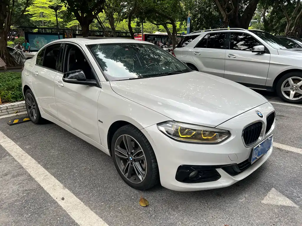 BMW 1 Series 2017 — фото 3