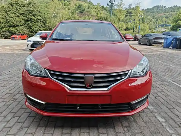 Roewe 360 2015