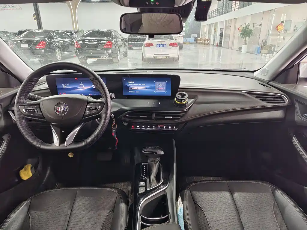 Buick Verano 2023 — фото 13
