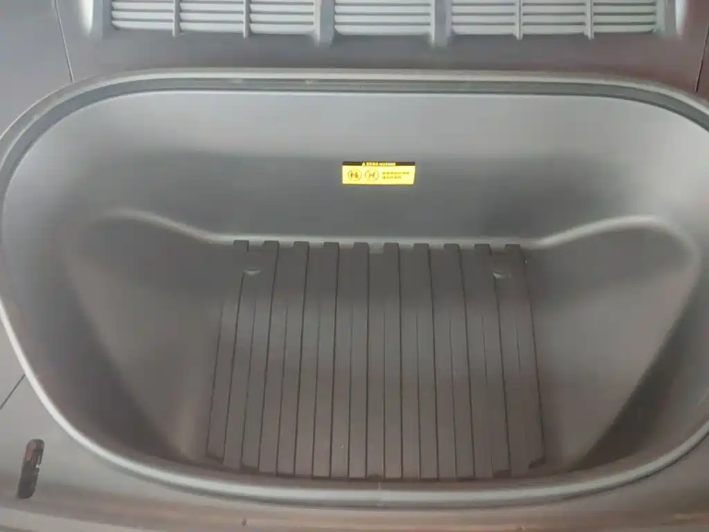 Xiaomi YU7 2025 — фото 20