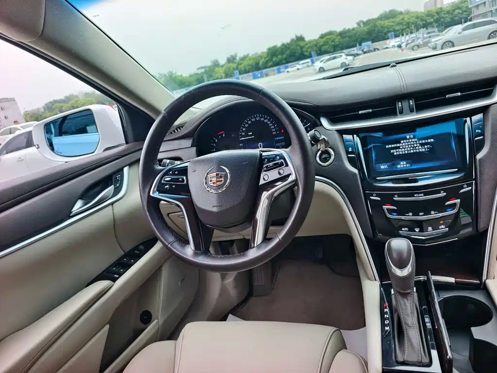Cadillac XTS 2015 — фото 15