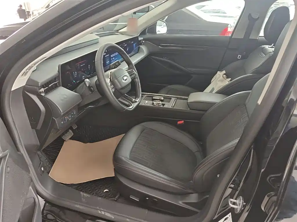 Ford Mondeo 2023 — фото 15