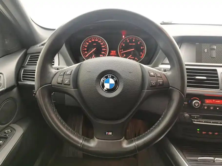BMW X5 2013 — фото 15