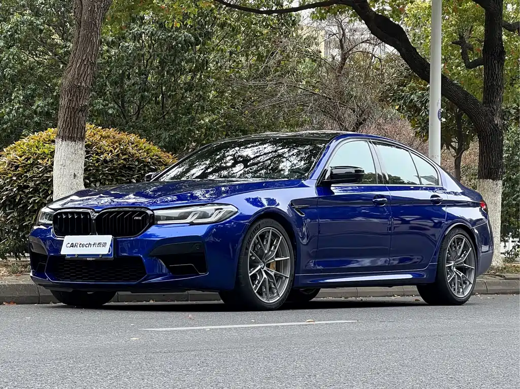 BMW M5 2021 — фото 1