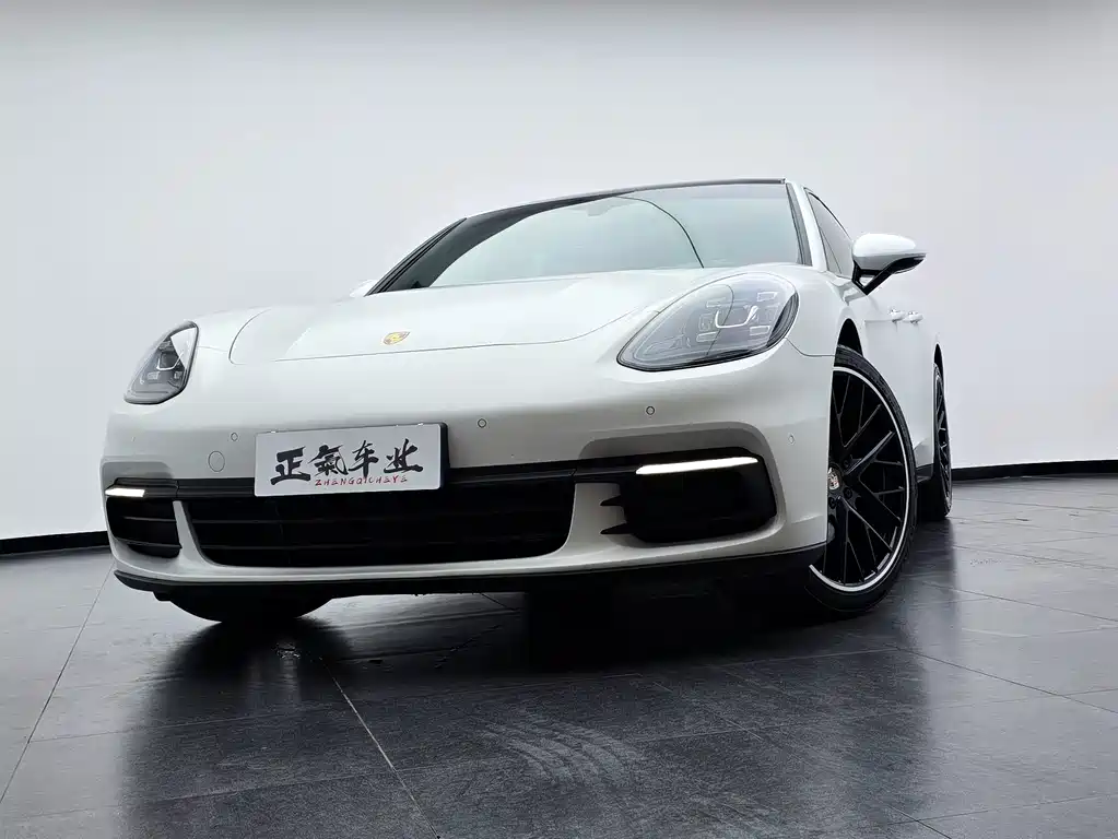 Porsche Panamera 2019 — фото 2