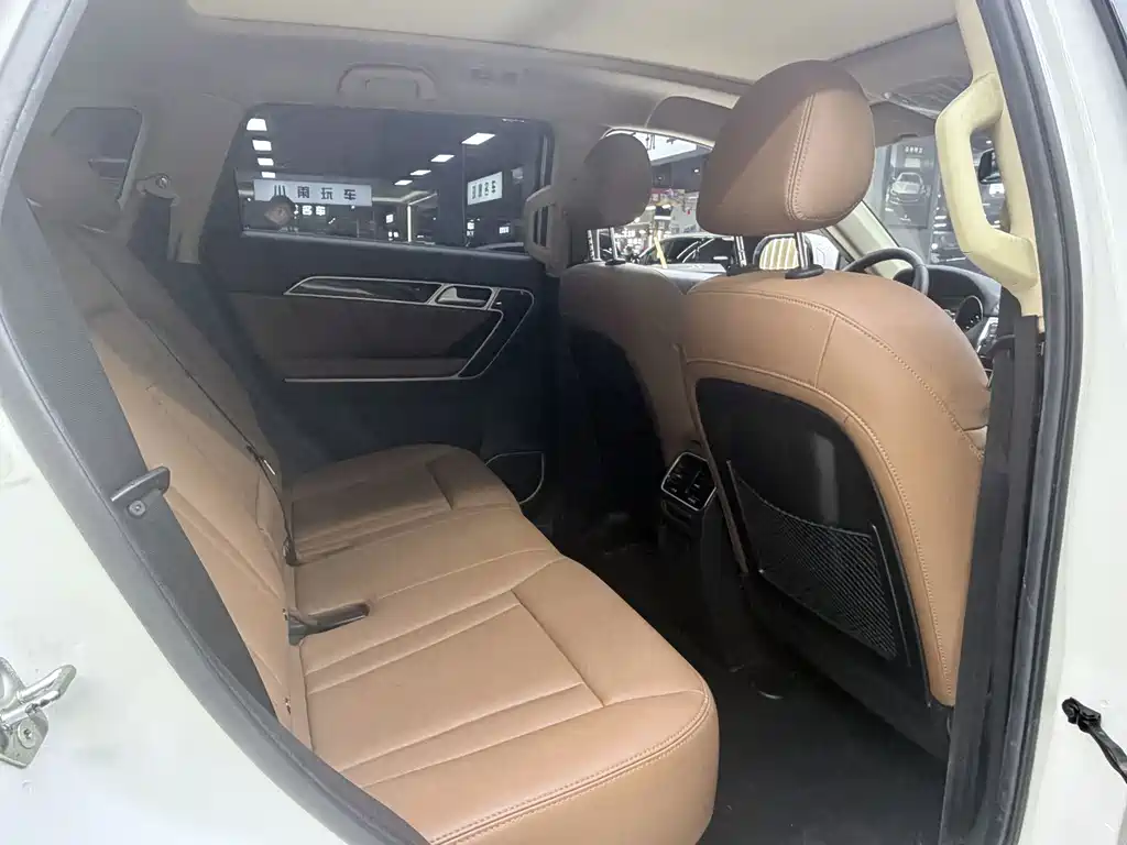 Haval H6 Coupe 2016 — фото 14