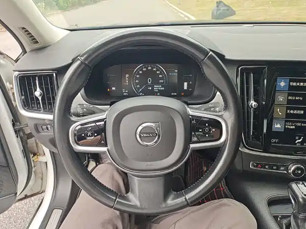 Volvo S90 2017