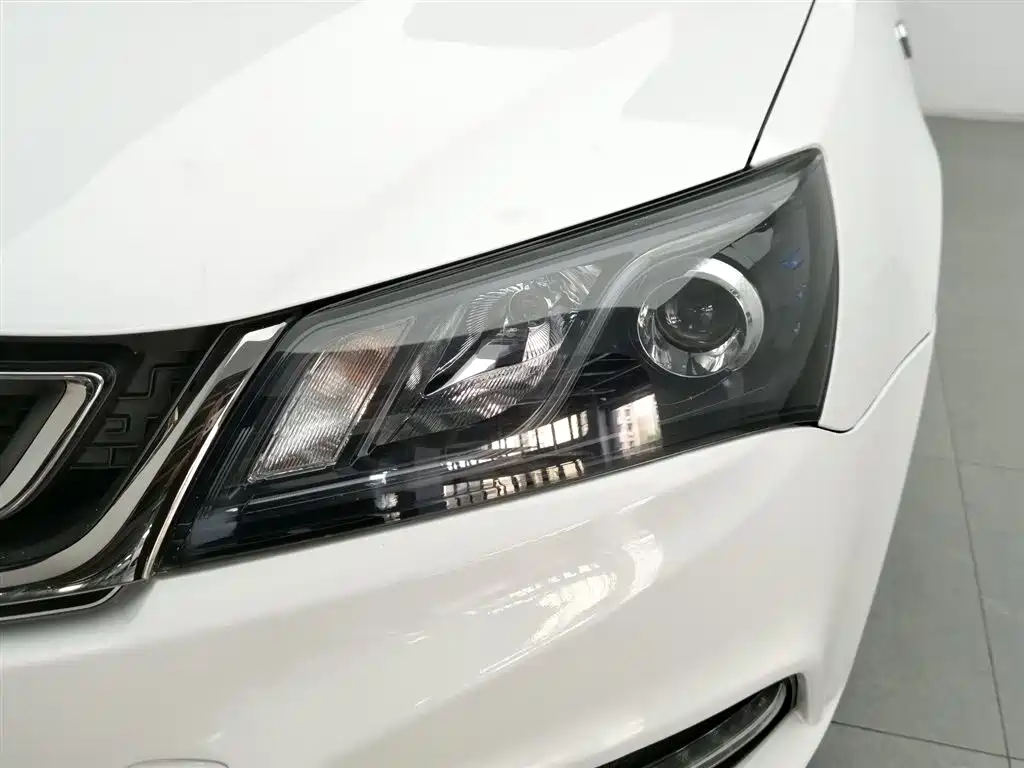 Geely Emgrand 2017