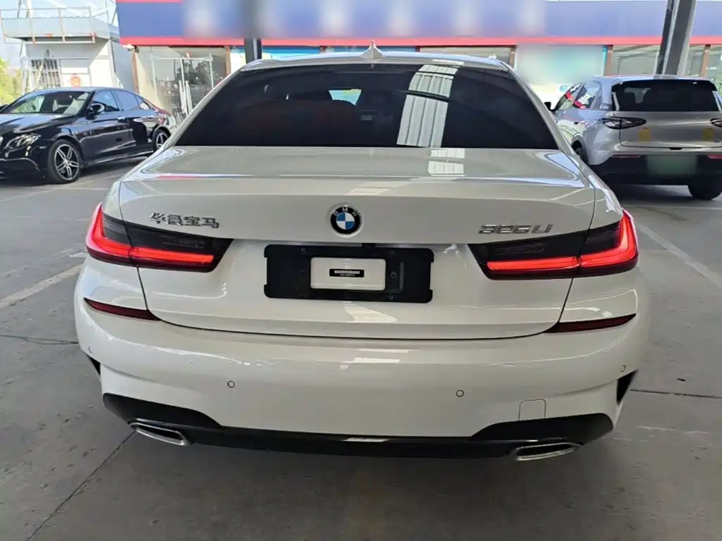 BMW 3 Series 2022
