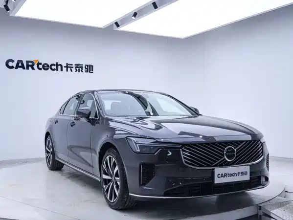 Volvo S90 2025